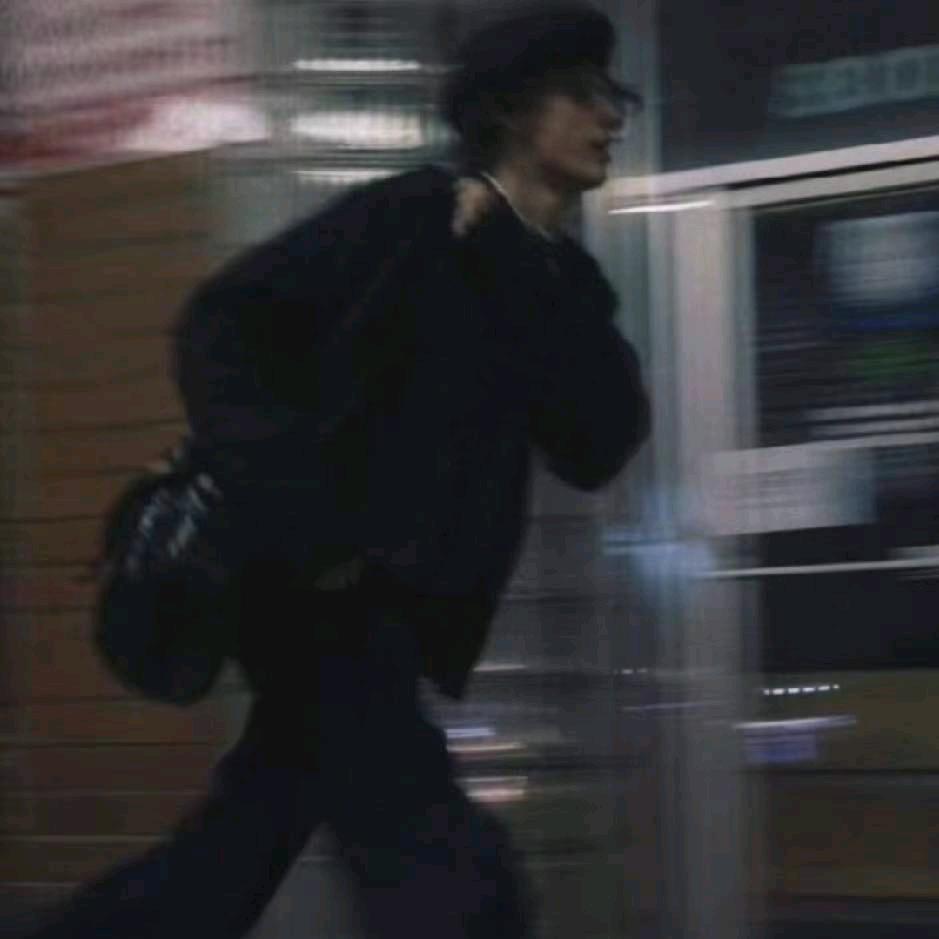 凛