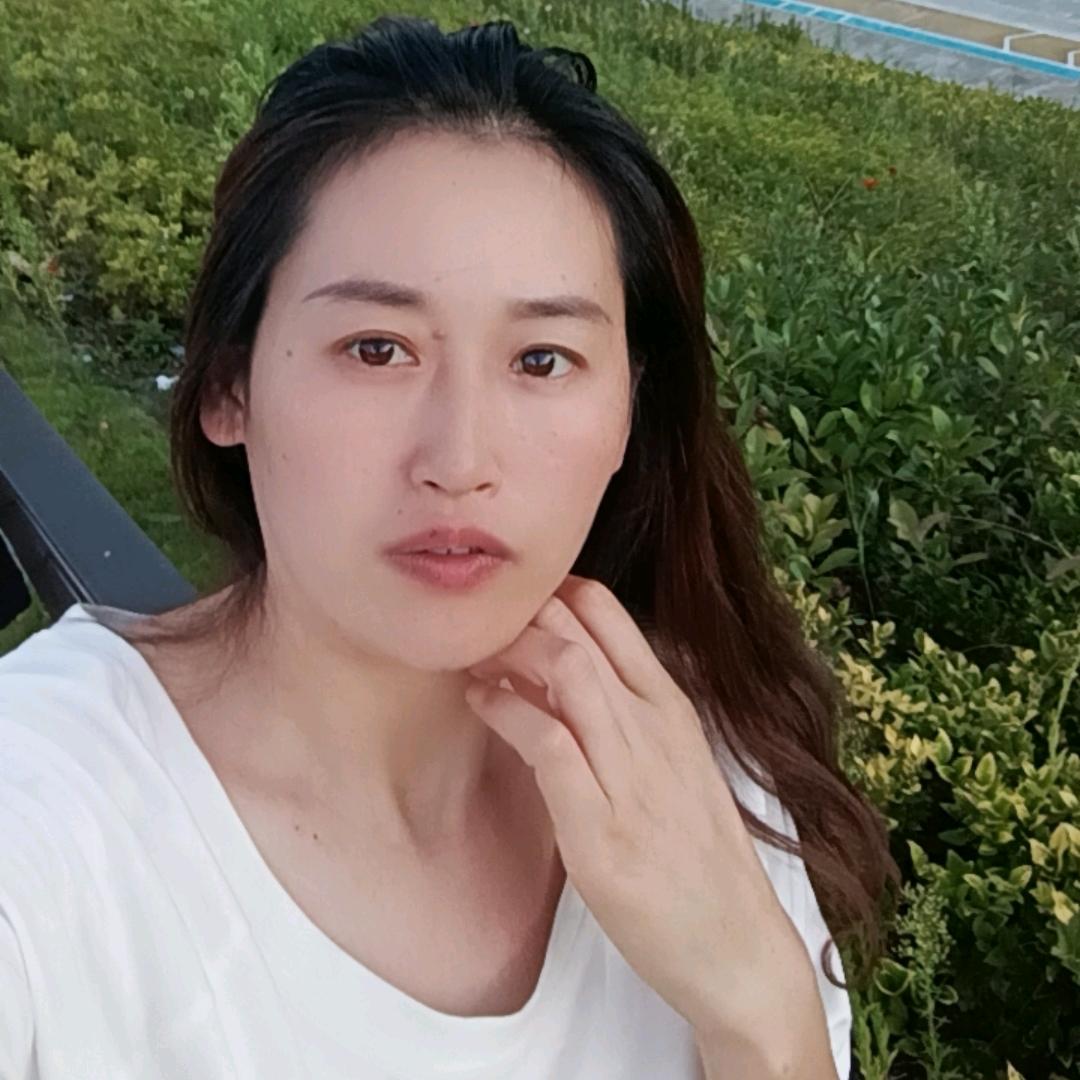 搬砖的小土妞