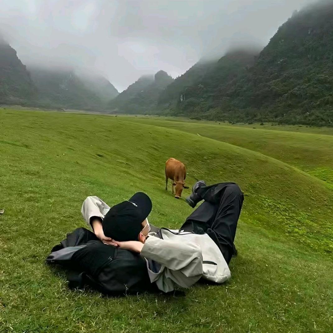 你是...
