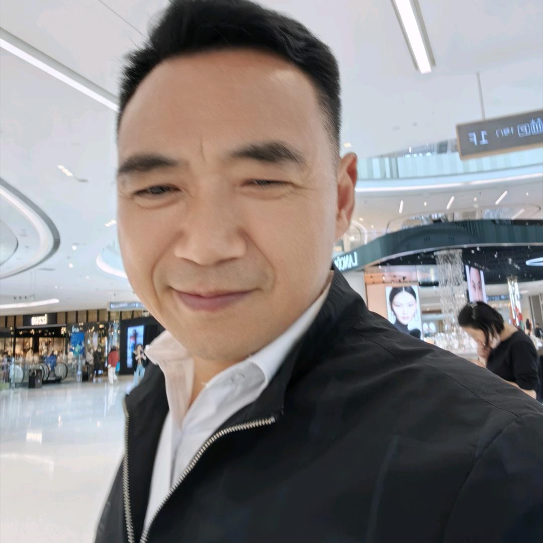 情义无价👩‍❤️‍💋‍👩