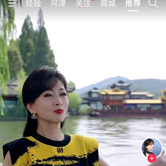 借你一个浅笑！！