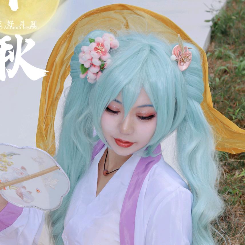 一老师没有头发