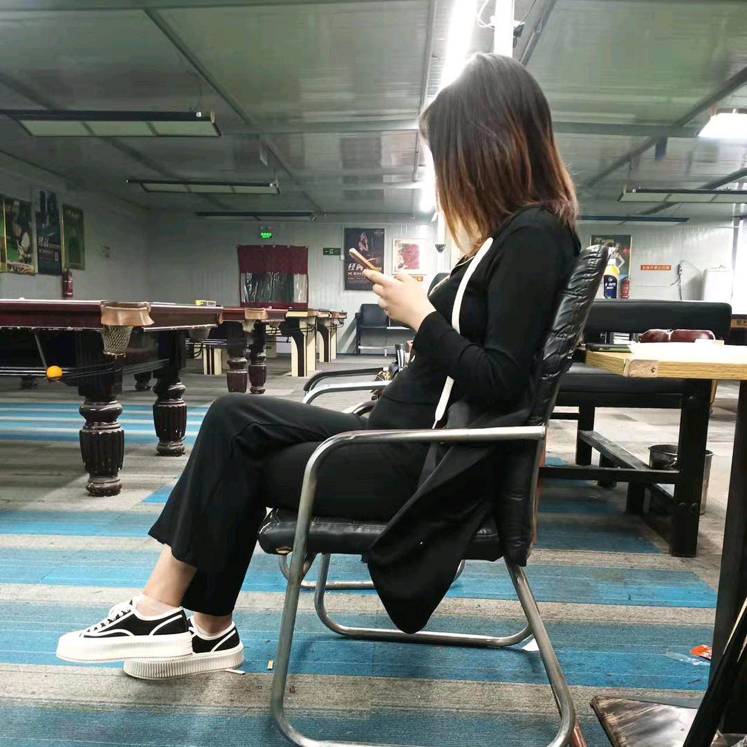 郑藏藏演艺传媒