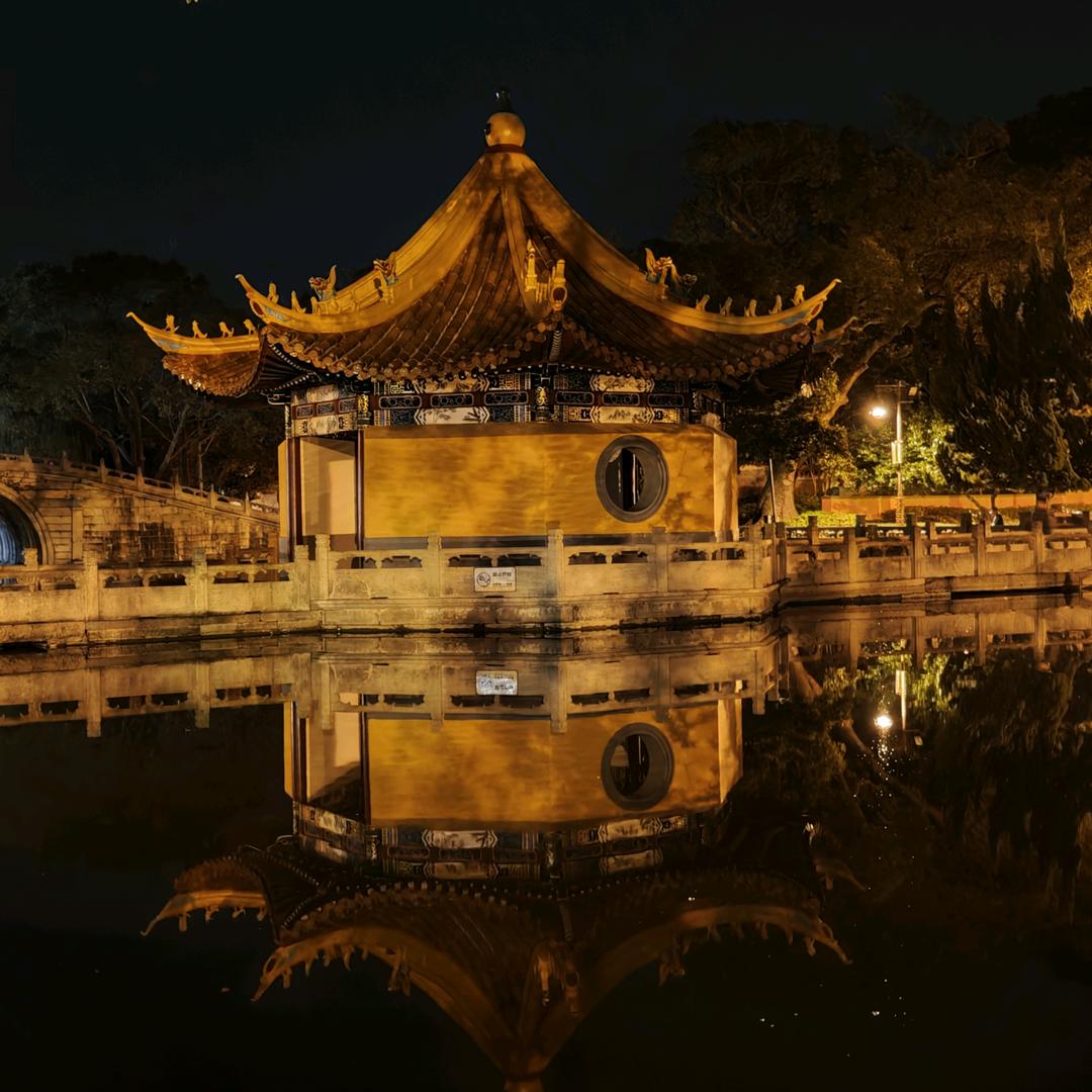 小彭