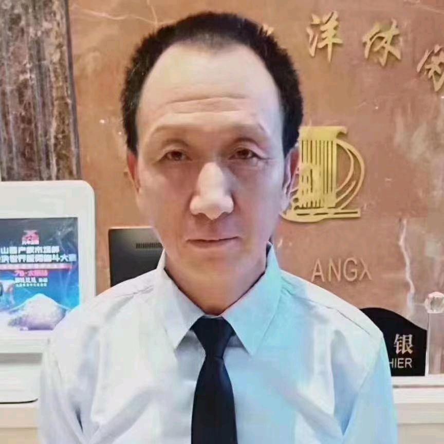 草原雄鹰