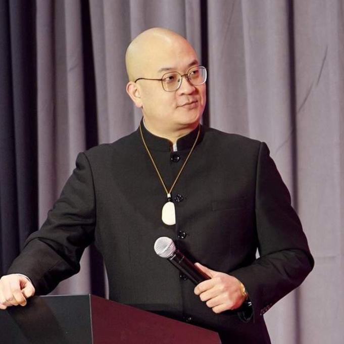 光头老张的日常