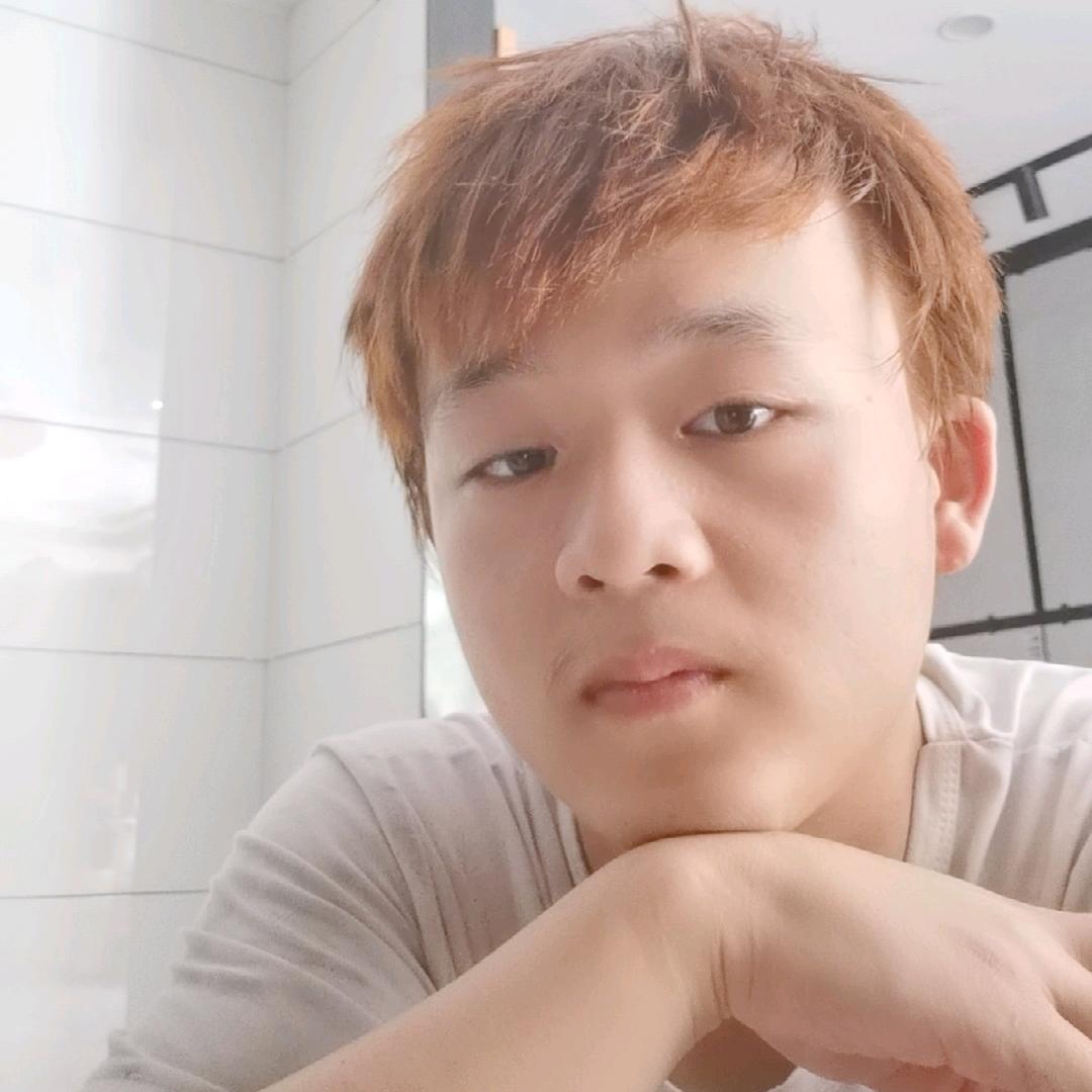 爱摸鱼的墨羽
