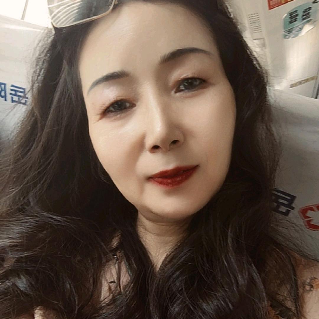 周红霞
