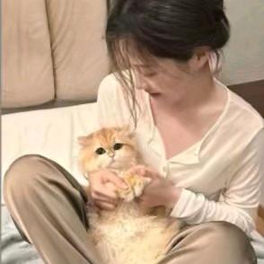 摆烂小鱼^_−☆