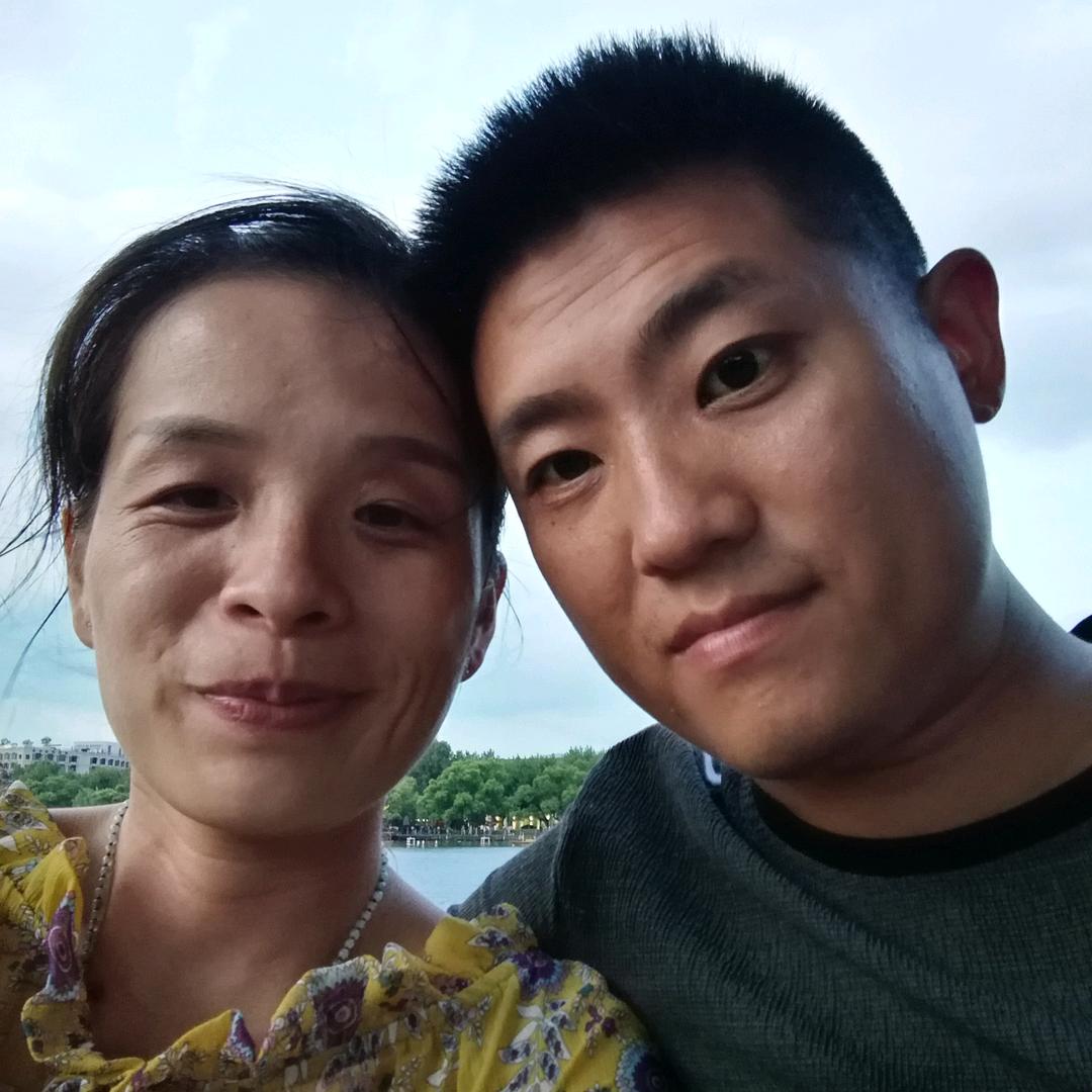 襄阳窗帘小两口