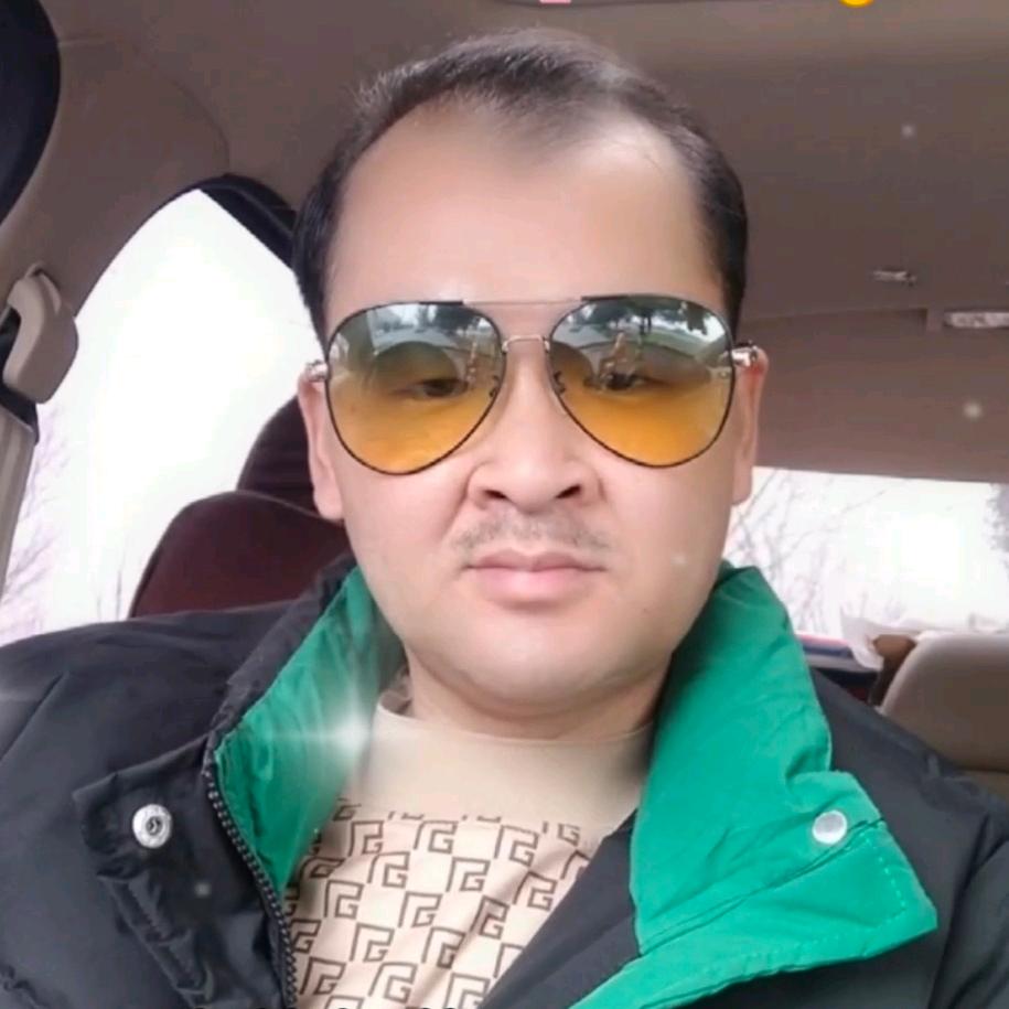 小胡子  🇨🇳
