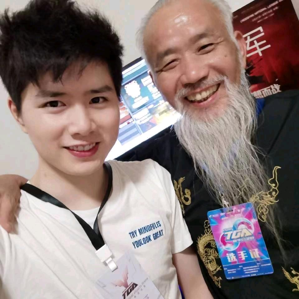 徐宝宝CF测评工作室