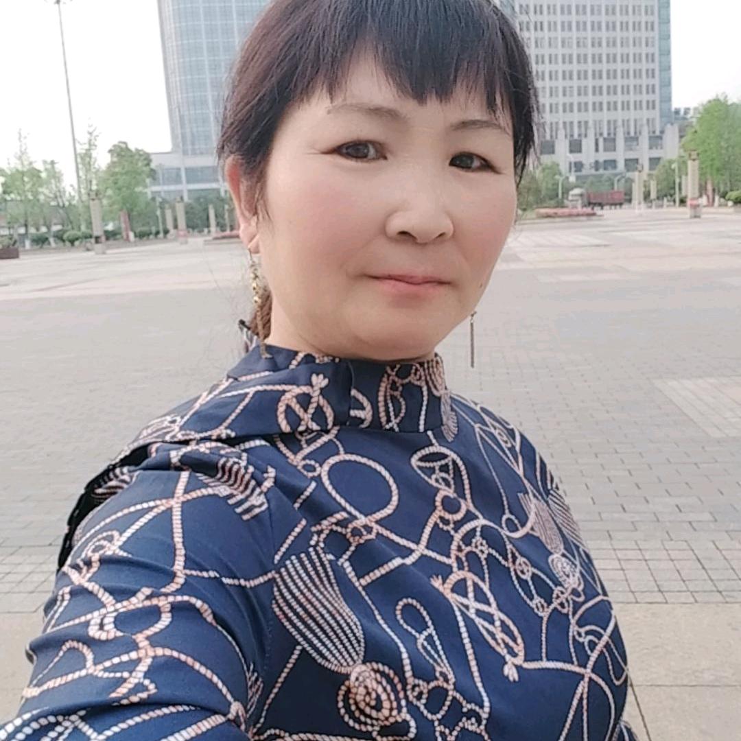 黄菲