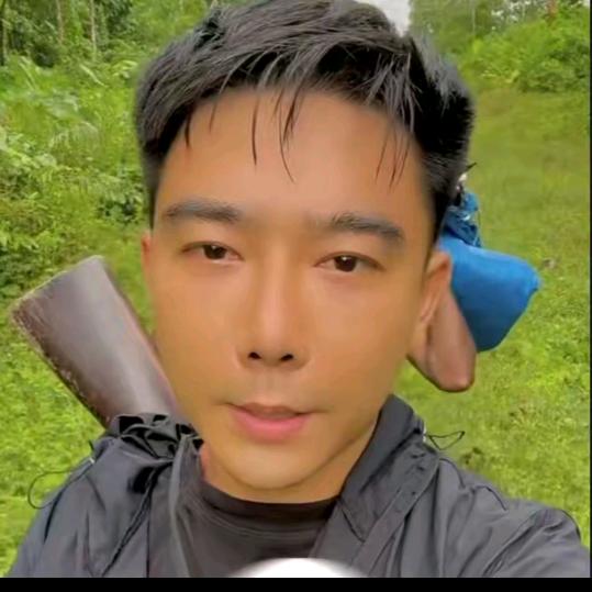 李忆探险日常