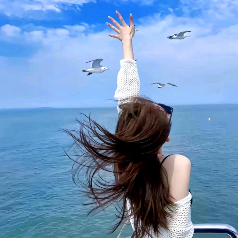 草莓牛奶（橱窗好物）