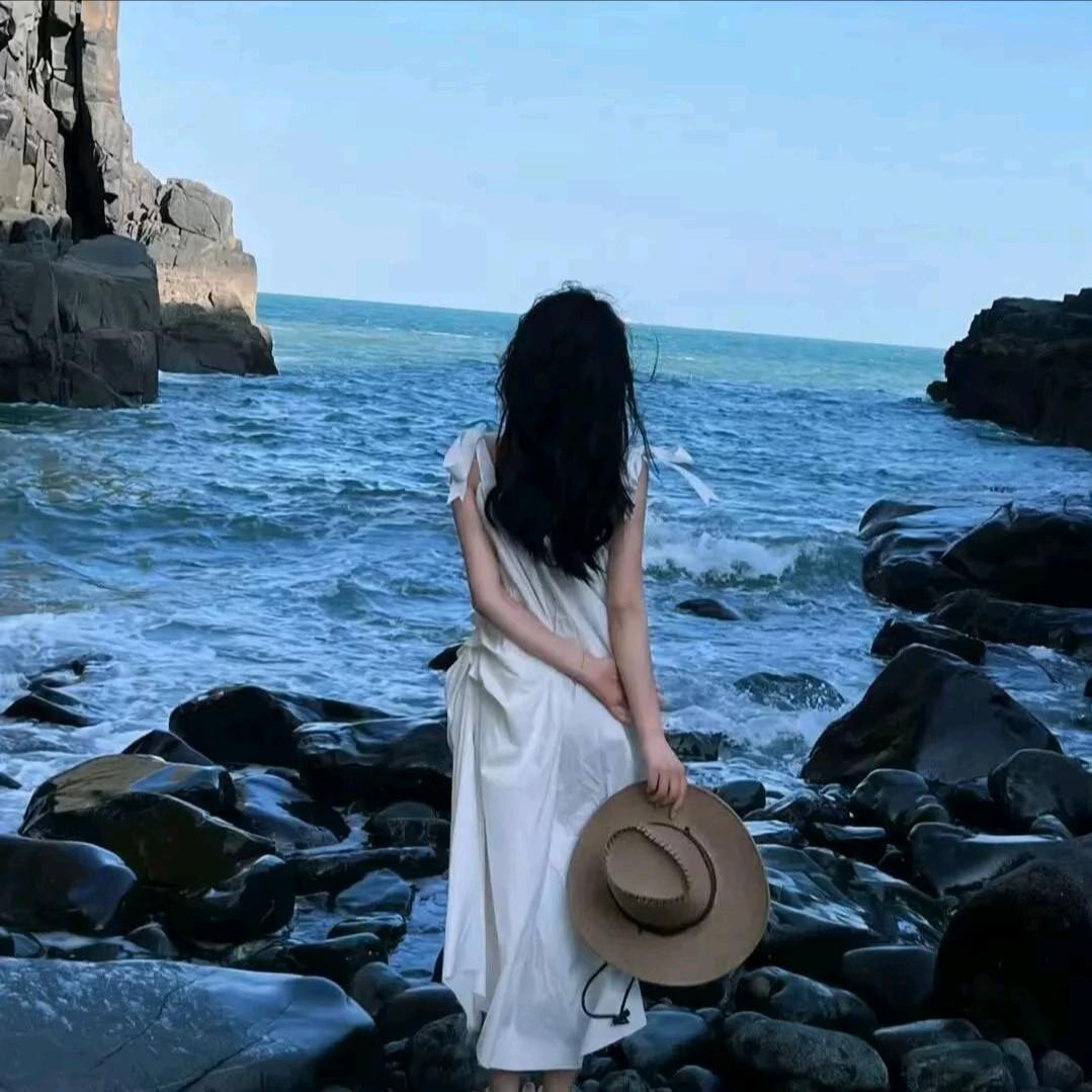 ^衣然是你.