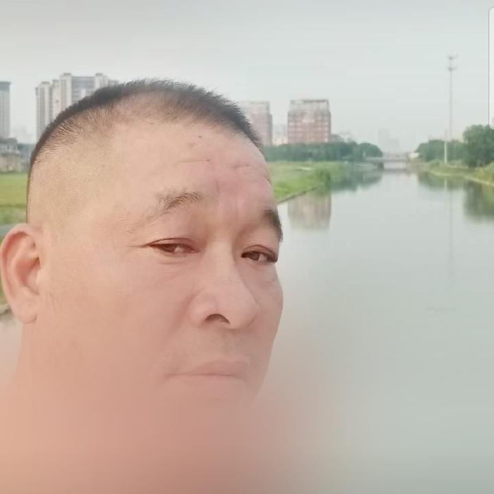 hdhdyshdhhd邓羽