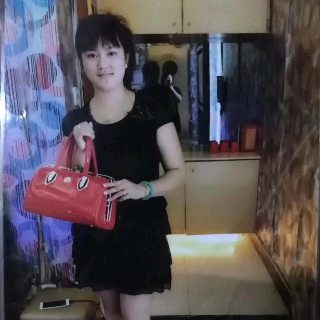 A小米彤