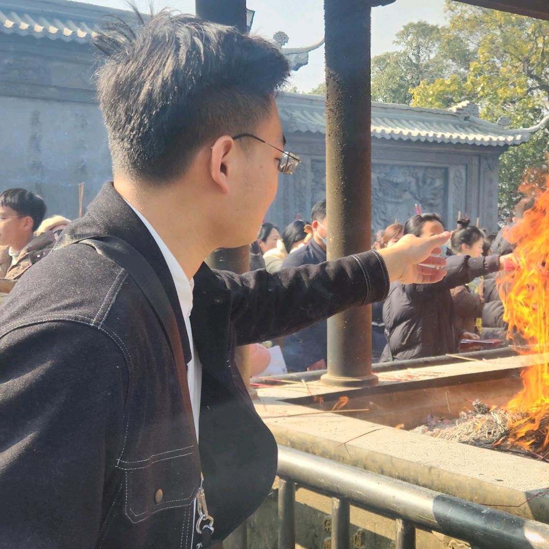 宴辉易理