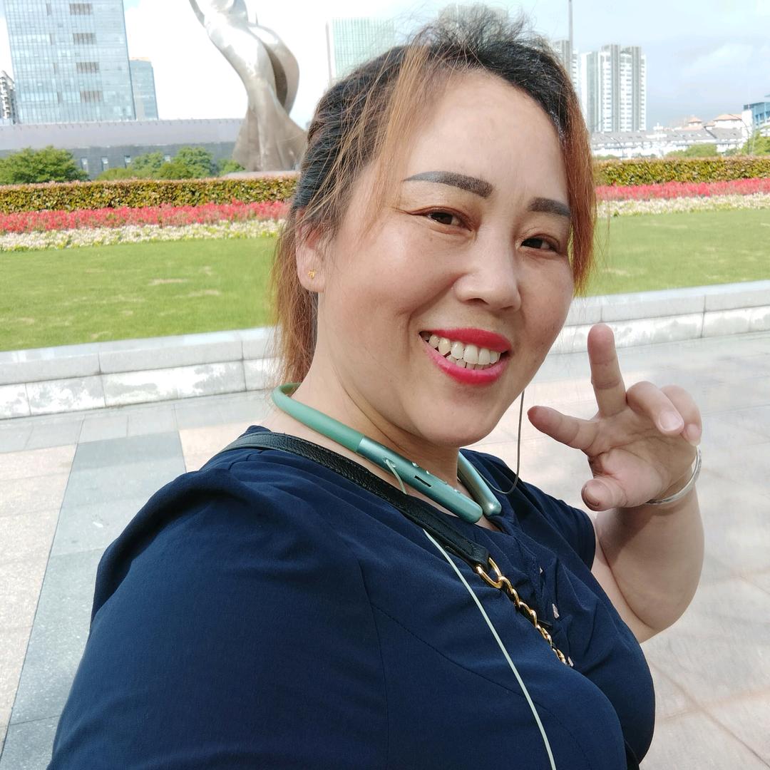 琳琳👩‍👦‍👦🌻