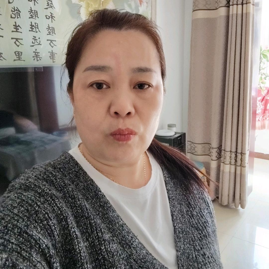 荣荣姐