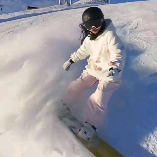 欢畅游玩出行团