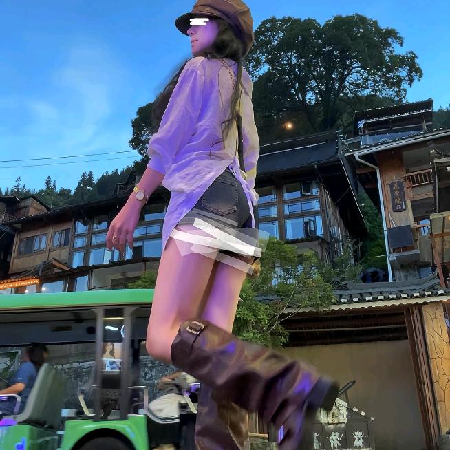 宝宝肚肚打雷啦、