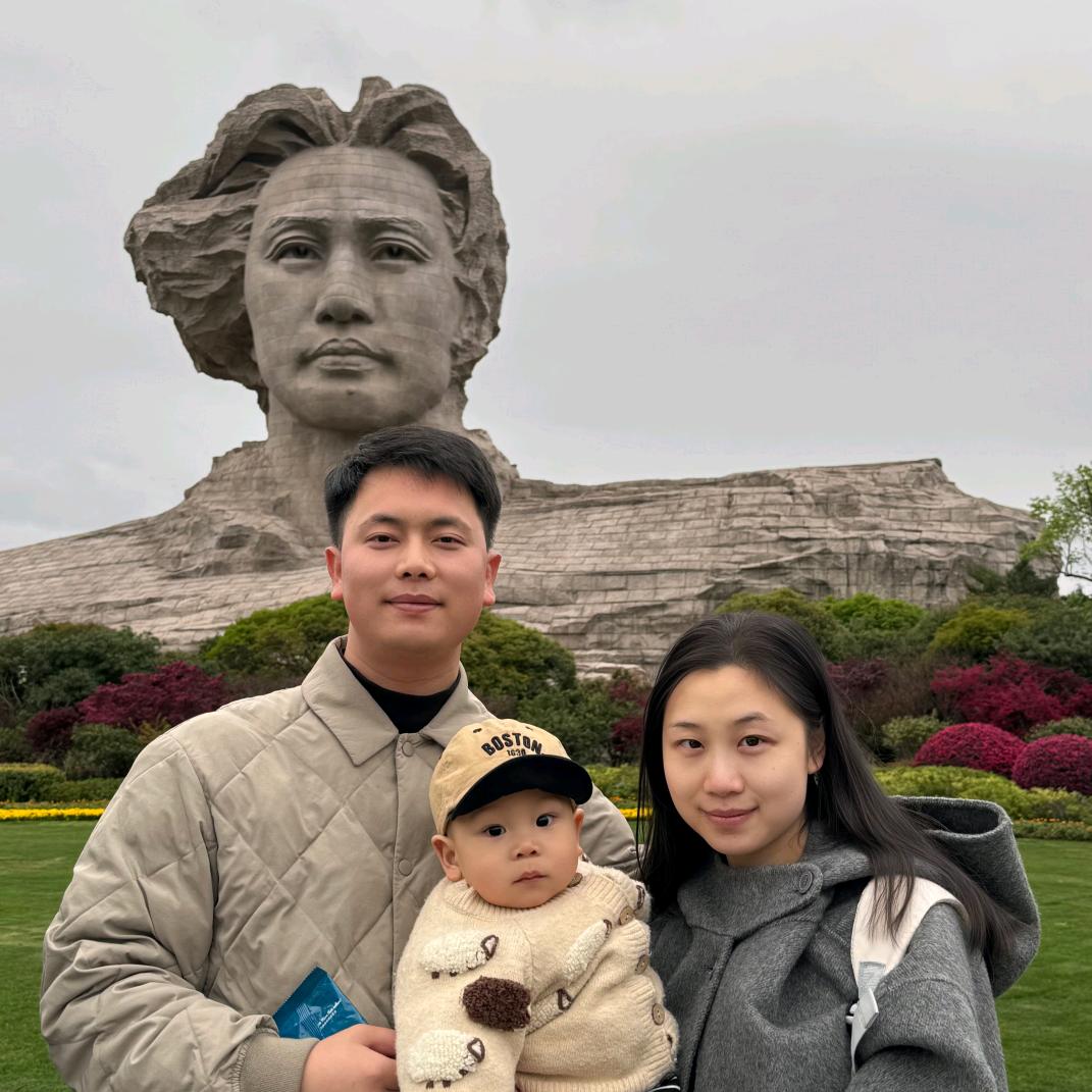 南京金融 胡融融
