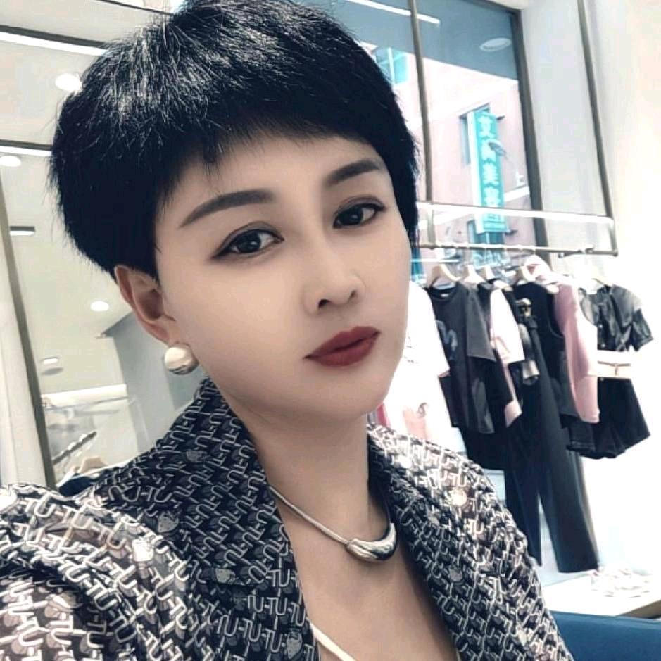 印江《飘蕾 佧茜文 女装》甘姐