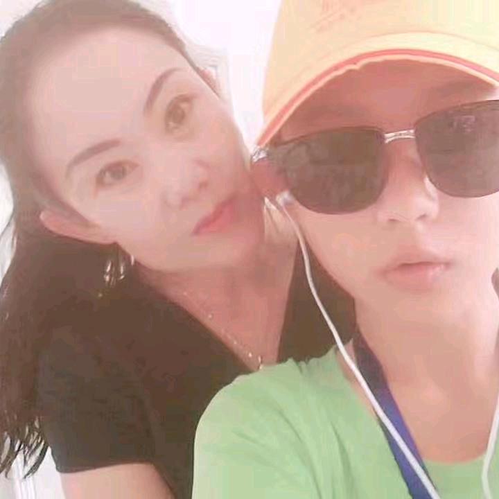 杨  杨子