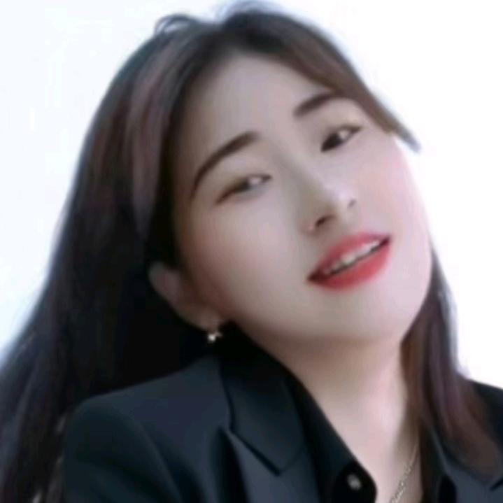 开心 艳艳