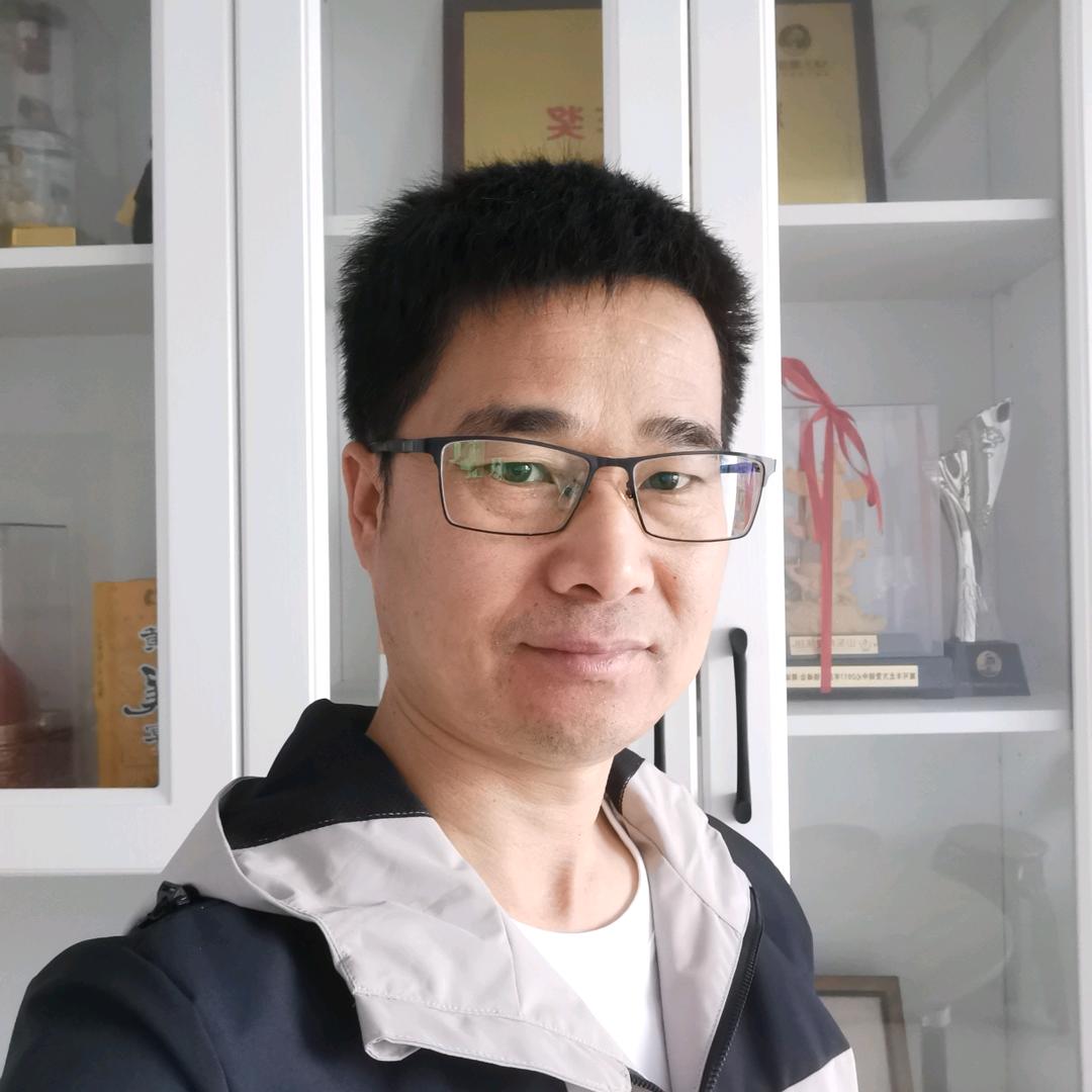 批发玉米种子的小张