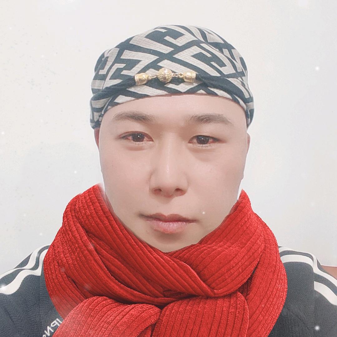 何平，冷藏车司机