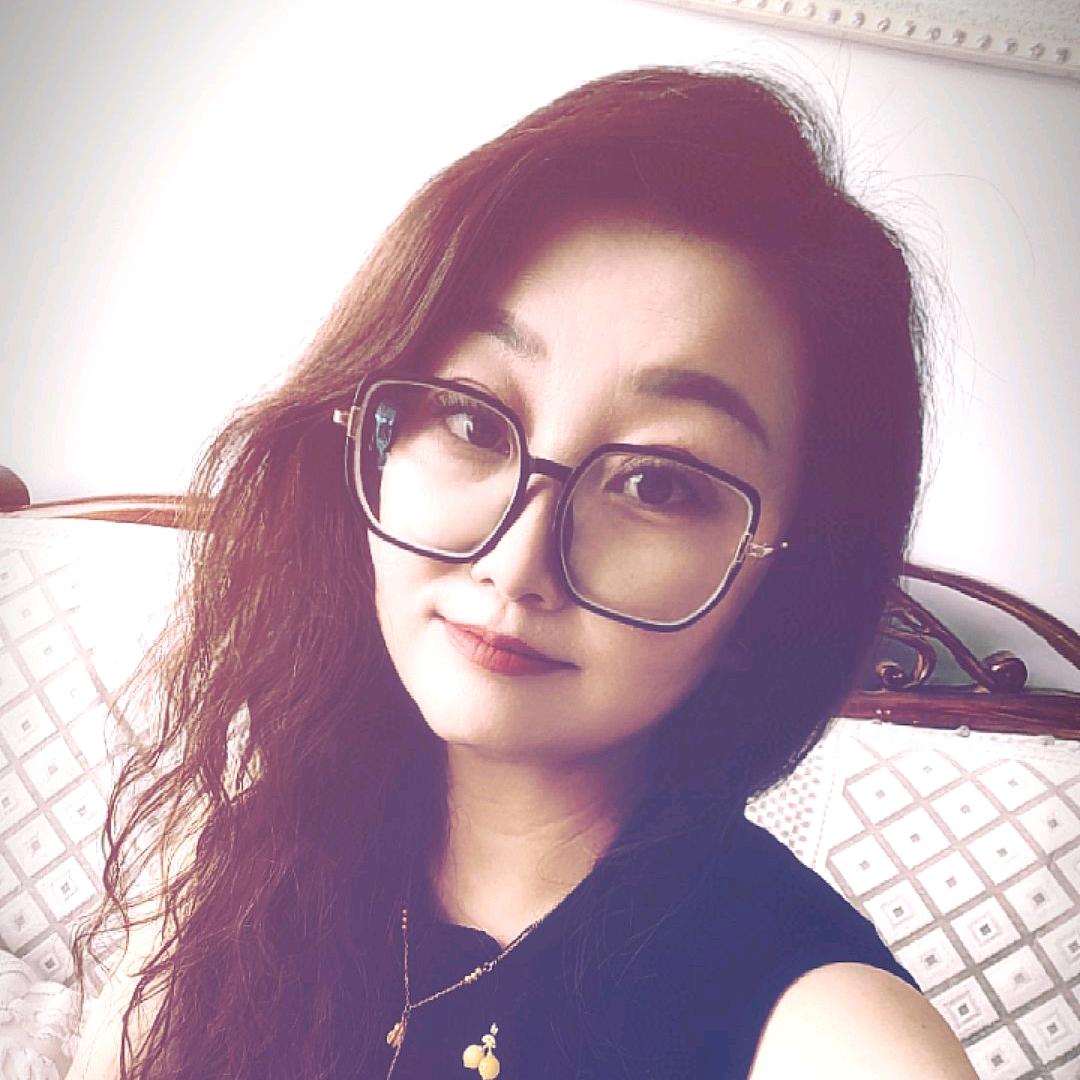 茜茜  .  鲜花  怡雅民宿