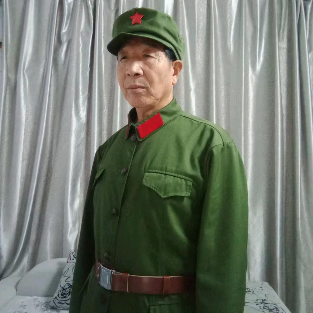 1974年12月入伍老兵