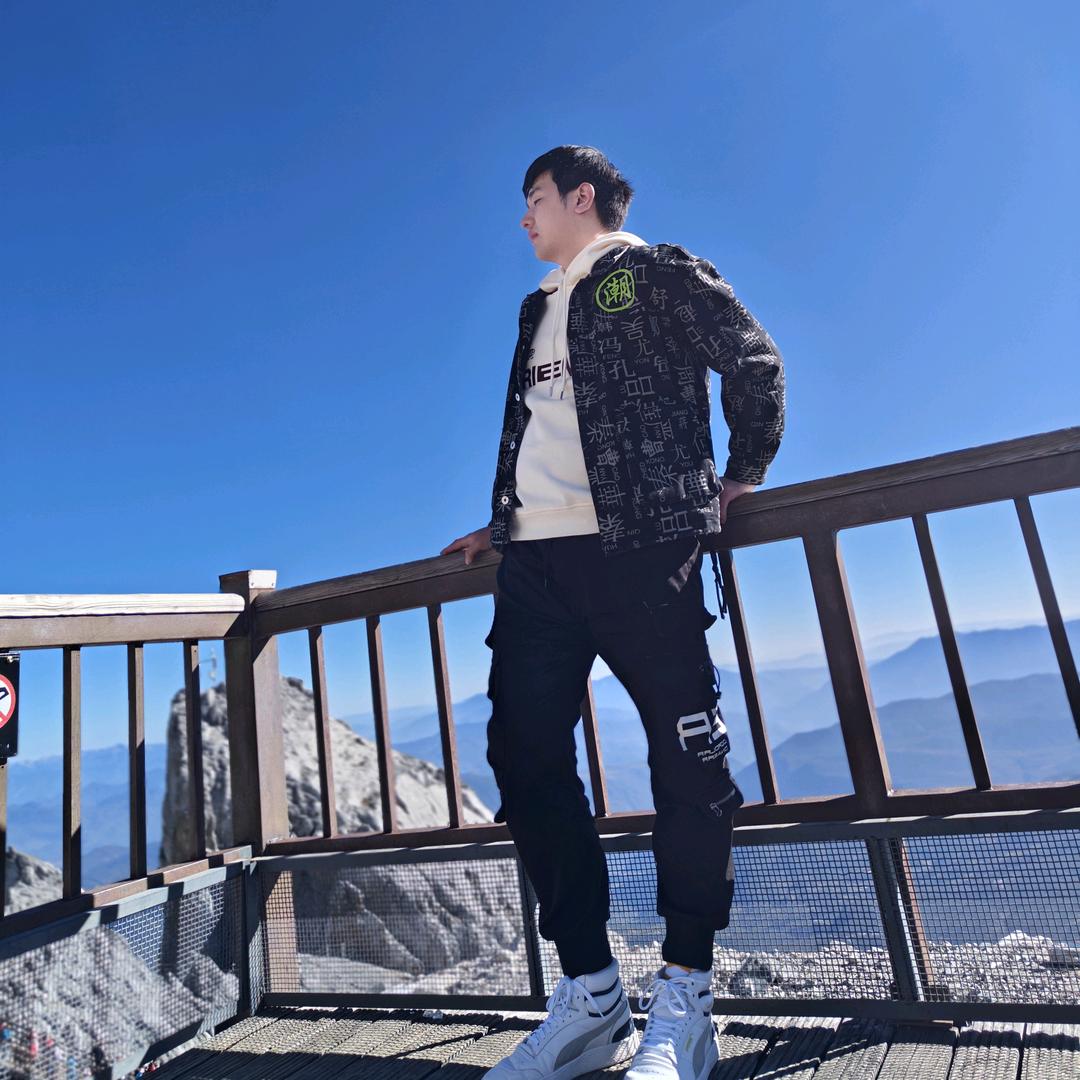 爱玩儿的小段段