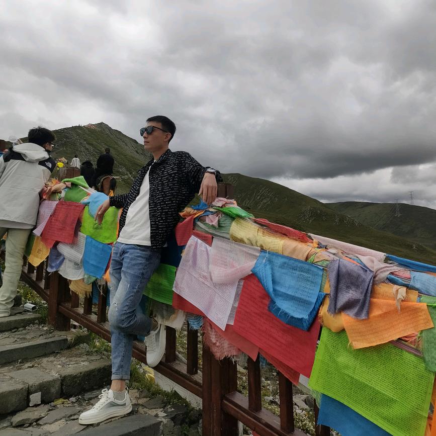 李东东