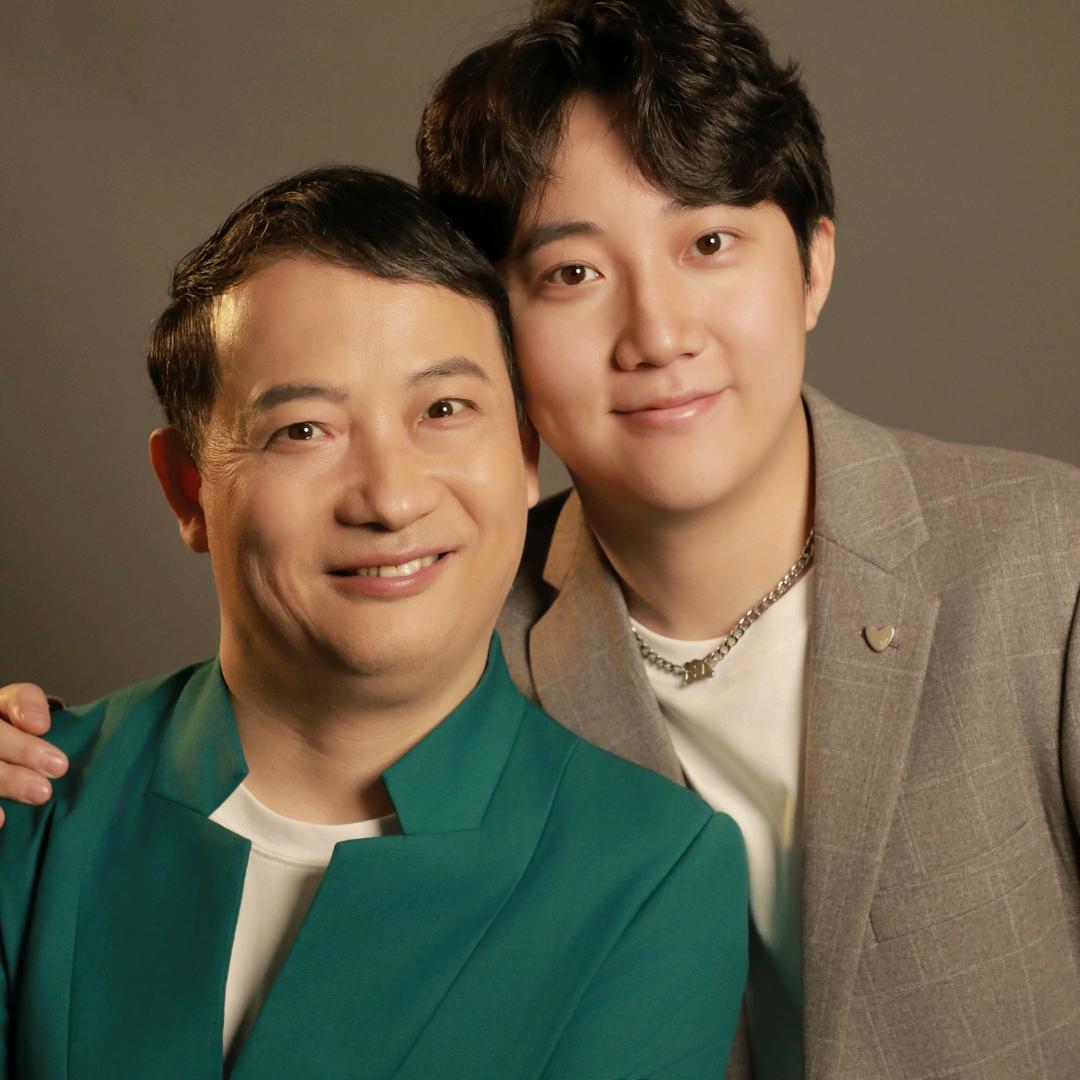 崔万志和他的孩子们的服装店
