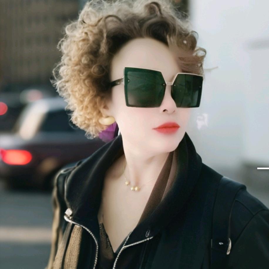 姐是你摆楞不了的女人