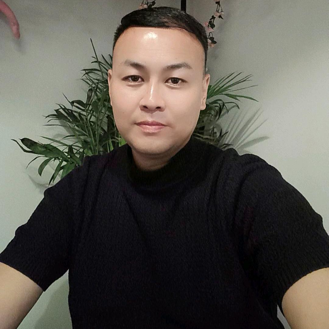 宇 畅 彭  伟