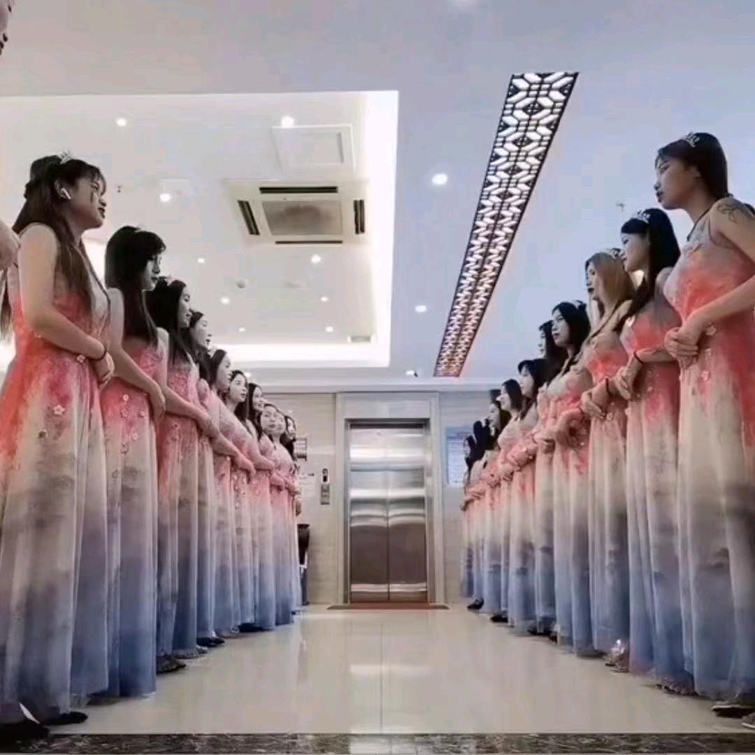 海澜亭K歌沐足～ 大表姐
