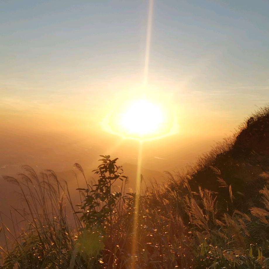 粤S小白凳山户外