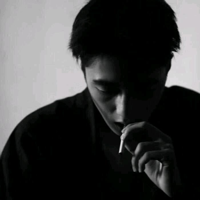 李千宏
