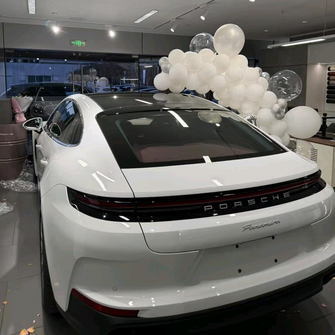 款款