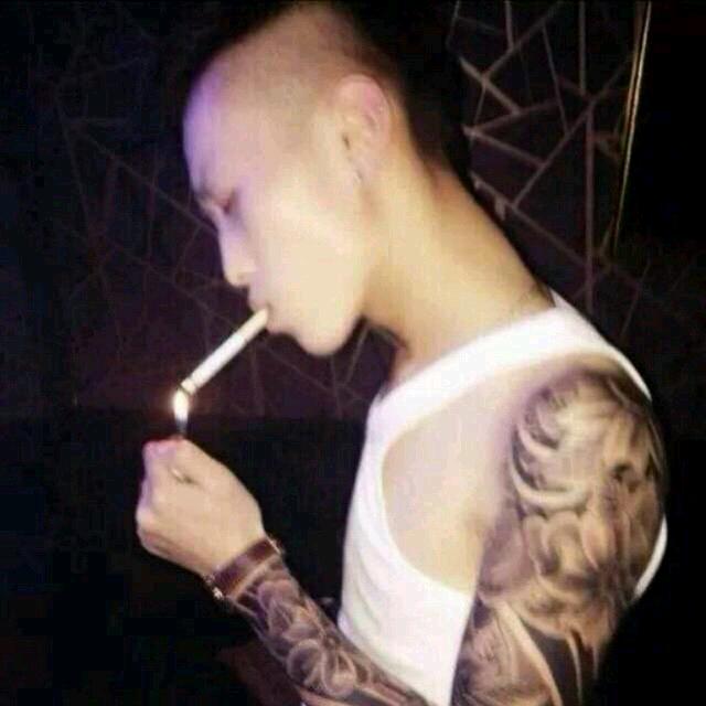 爱健身的弟弟