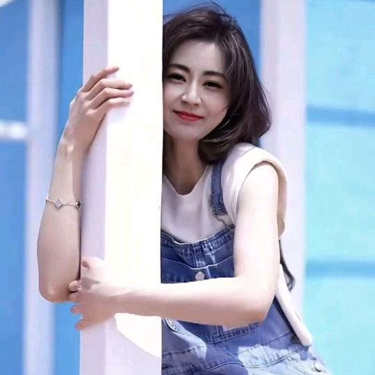 大雨下的蒲公英