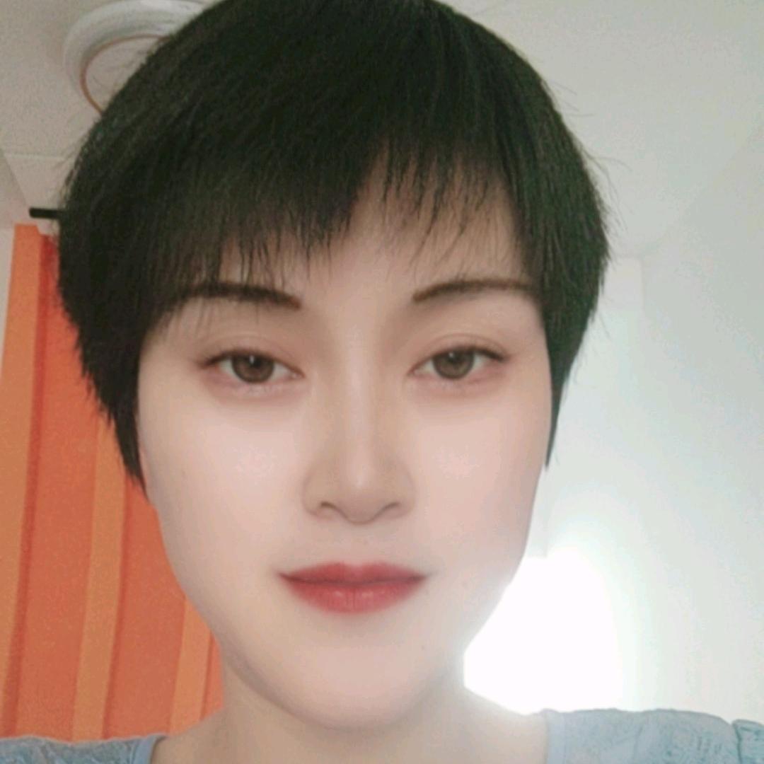 半聋半哑半糊涂