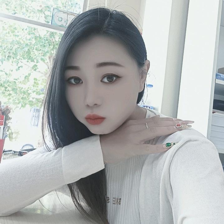 谭笑风声🌈♡ ᶫᵒᵛᵉᵧₒᵤ ✨