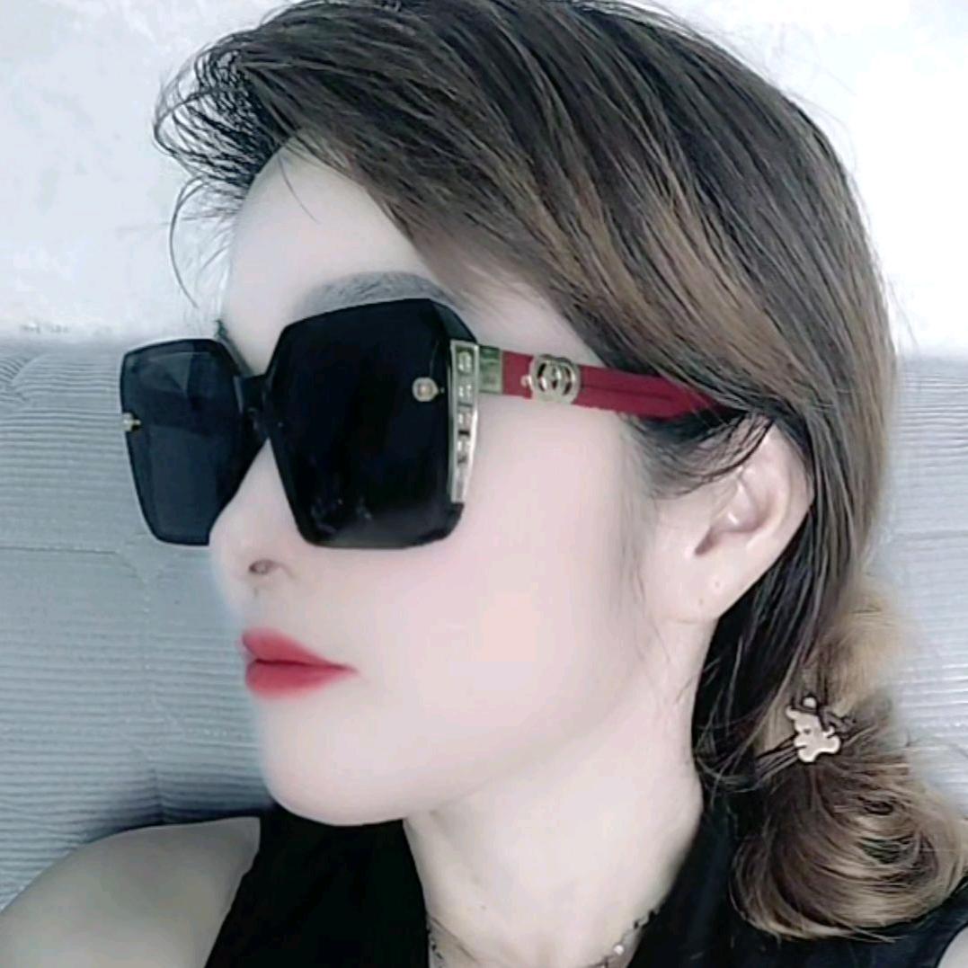 qianཻxiaoཻrouཻཻxinཻ