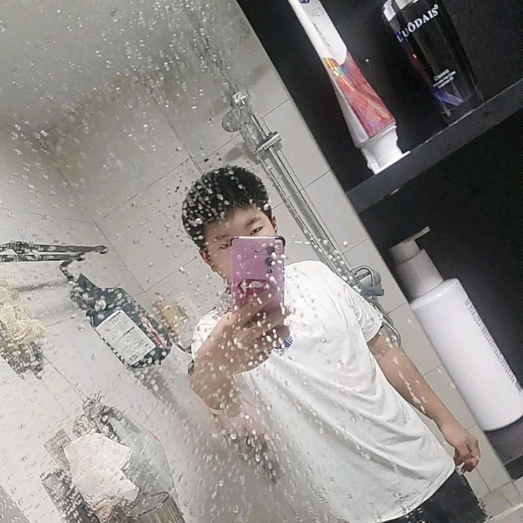辉